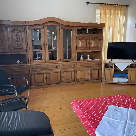 Schroeders Hasselhoff Apartment